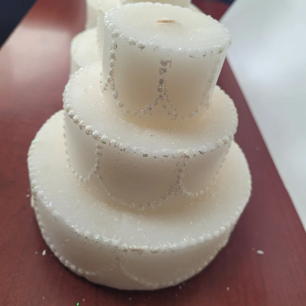 Crate&Barrel Ivory Wedding Cake Tiered Candle Trio